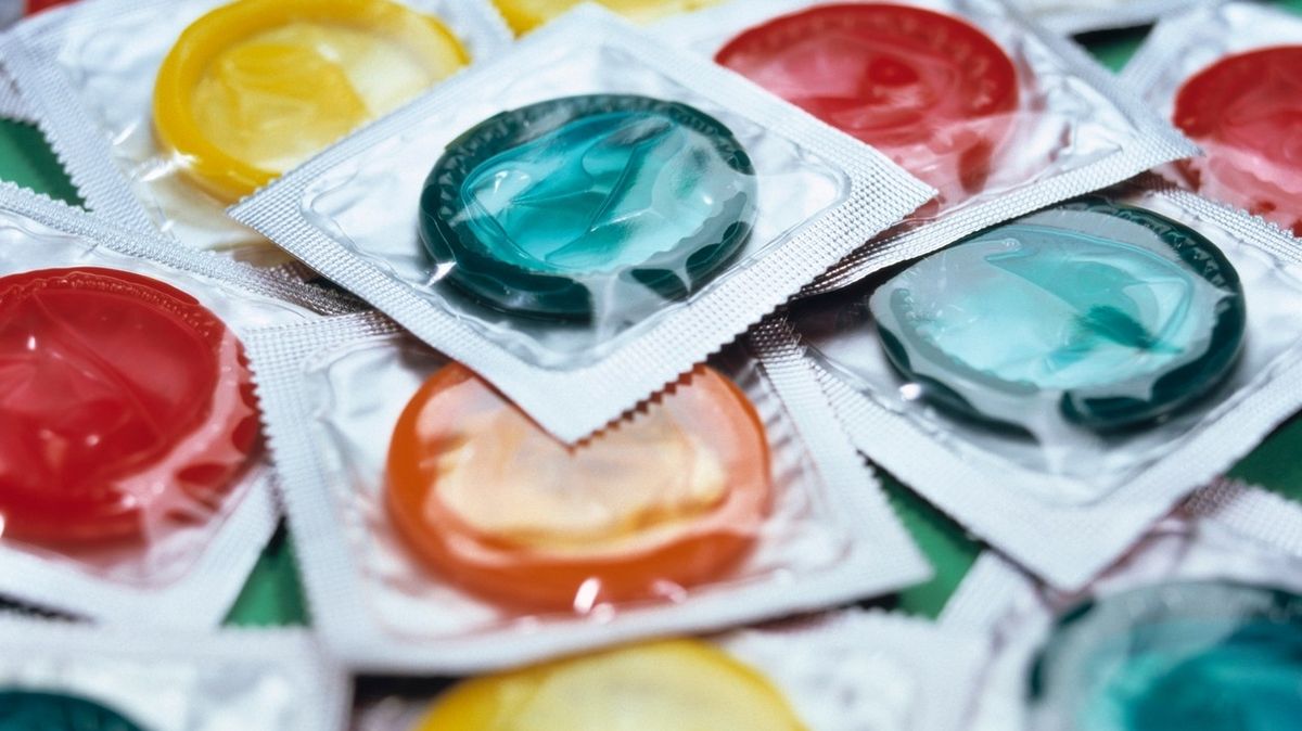 Výrobce kondomů si zoufá, během pandemie odešli hlavní odběratelé